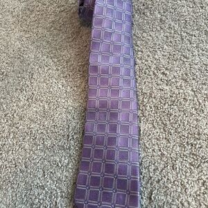Jos A Banks men’s purple checkered tie